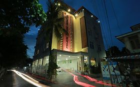 Golden Dream Hotel  2*