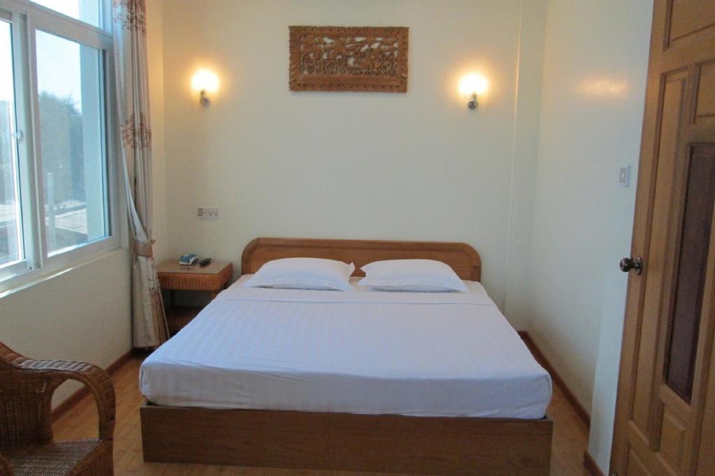 Golden Dream Hotel Mandalay Oda fotoğraf